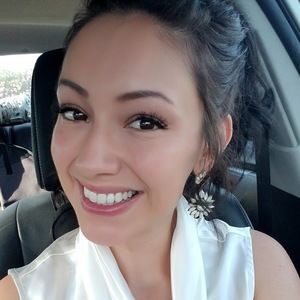 Meet your Posher, Daniela